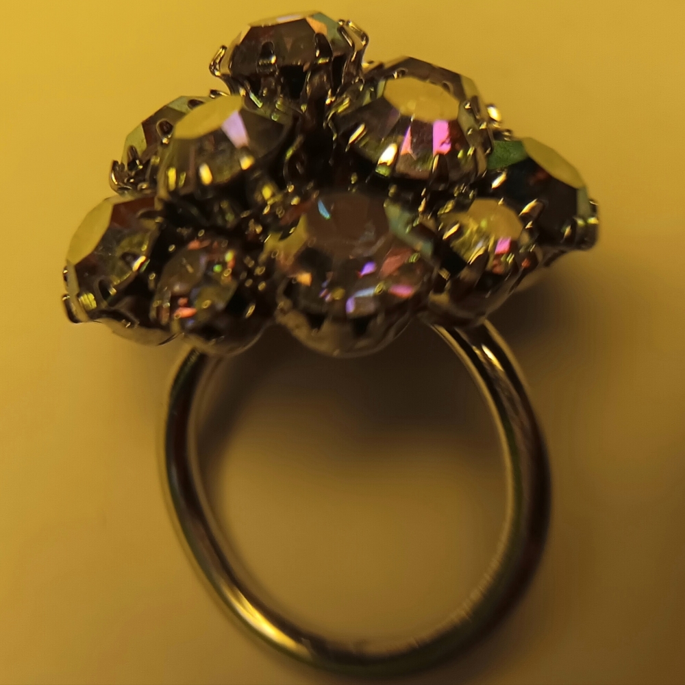 GORGEOUS VINTAGE AB RHINESTONE ADJUSTABLE RING EC - Picture 3 of 12